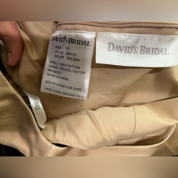 David’s Bridal Girls’ Dress - Picture 3 of 3